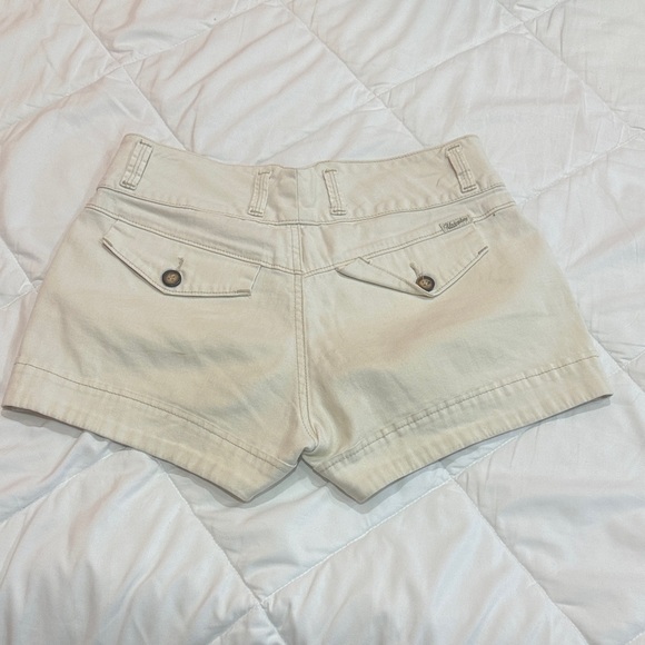 NWOT UNIONBAY High Waist Cream Shorts size 5 - Picture 3 of 5